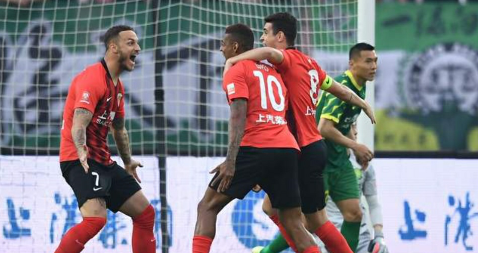  尤文图斯防线送礼不断遭弱旅逼平丢榜首  